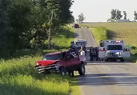 2 children killed in Michigan buggy crash